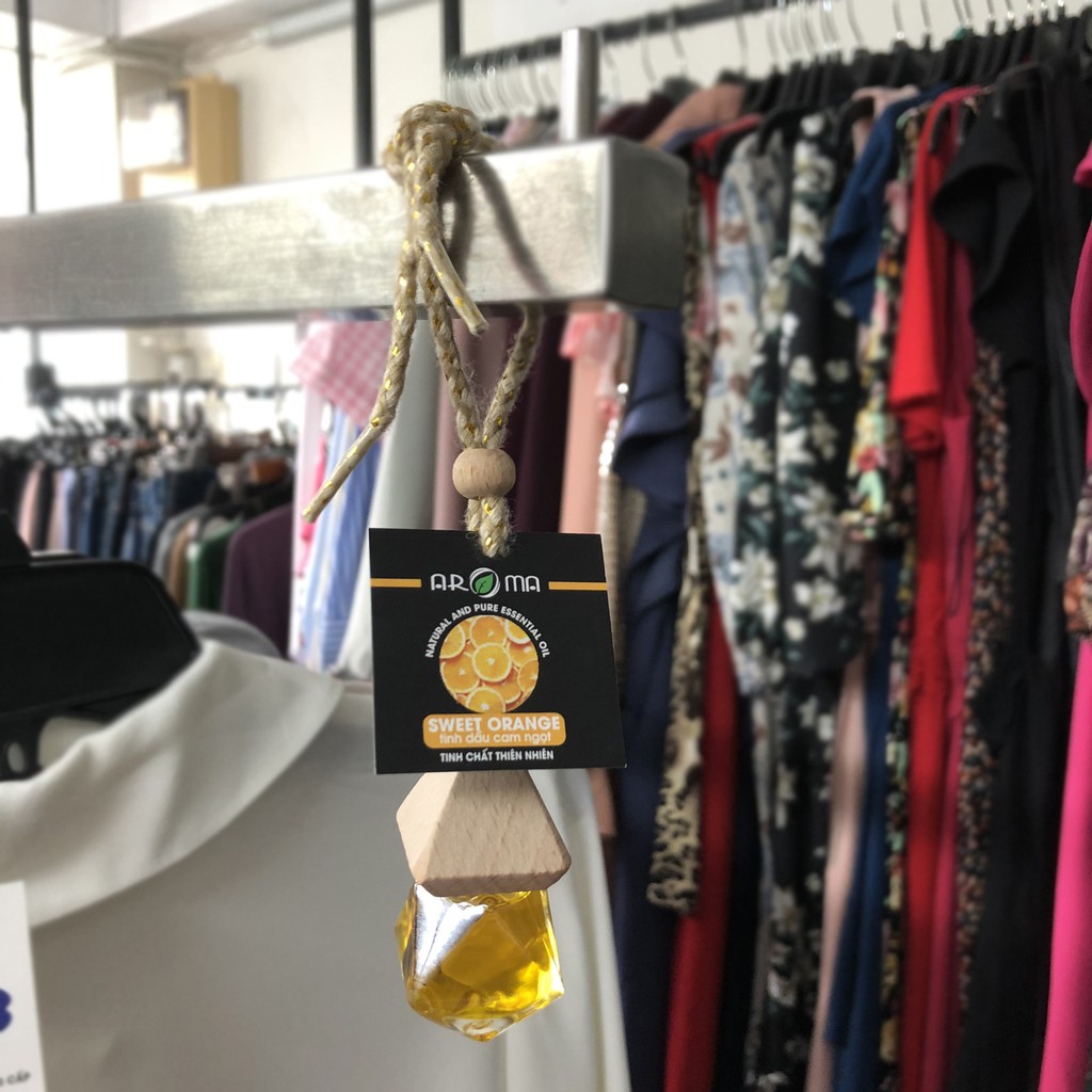 Tinh dầu AROMA tự khuếch tán treo xe ôtô, tinh dầu thơm phòng, tủ áo, chai kim cương