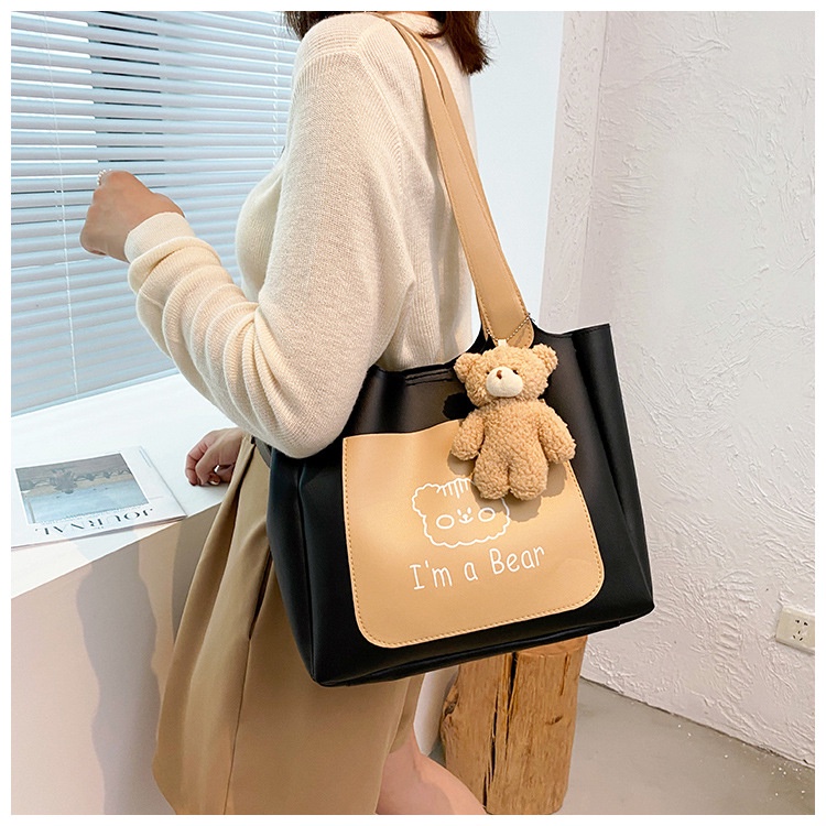 Túi Đeo Chéo Nữ Linh Store Túi Xách Tay Tone Nữ Thời Trang Kèm Móc Gấu Dễ Thương - LS 15