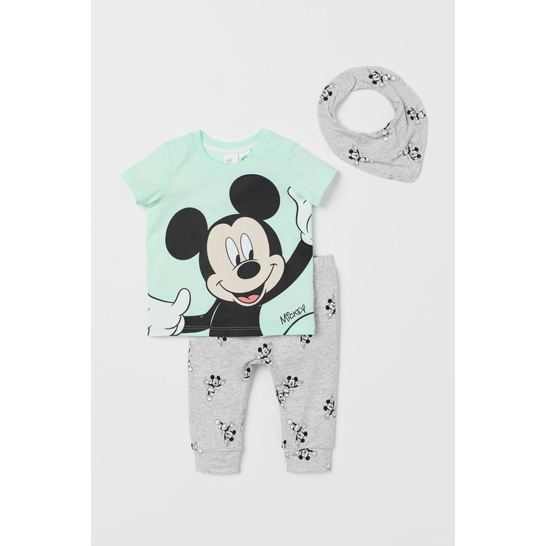 Set Mickey xanh bạc hà gồm yếm, áo thun ngắn, quần dài, Hờ mờ US săn SALE