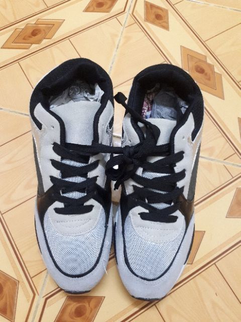 Túi và giày 2hand!