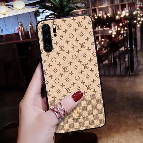 Thời trang cá tính vỏ điện thoại di động sáng tạo chống vỡ trí thun ngắn tay | BigBuy360 - bigbuy360.vn