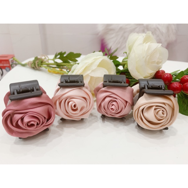 Kẹp càng cua đính hoa hồng cao cấp- 14 màu -handmade by Nanomi