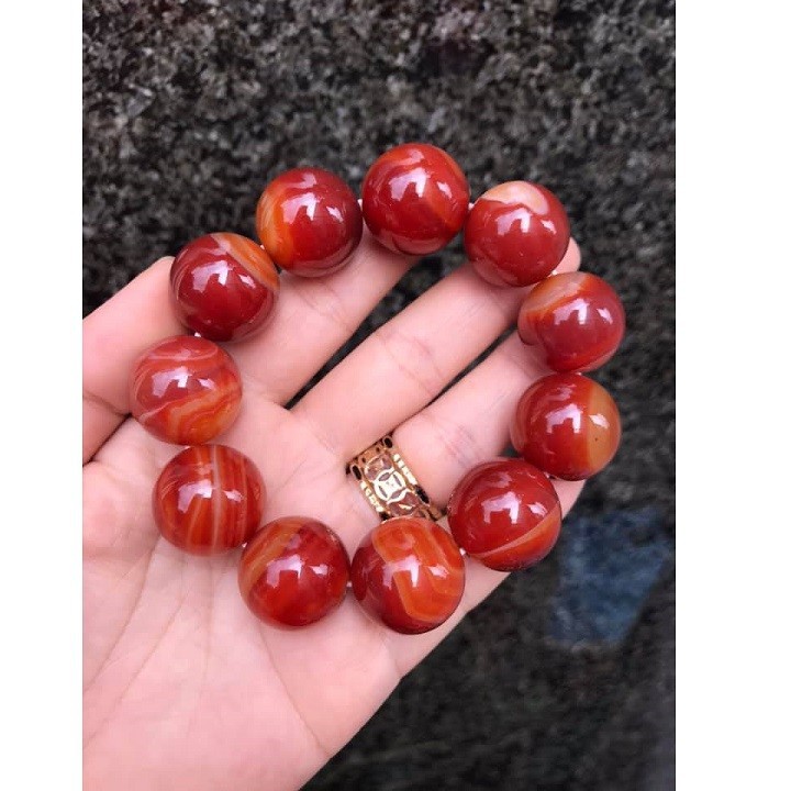 VÒNG TAY ĐÁ MÀU ĐỎ SIZE HẠT 20LY