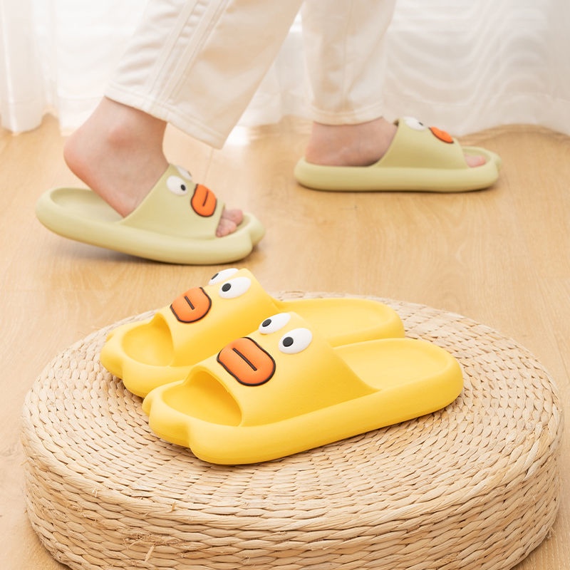 Đôi dép vui nhộn Dép Đi Trong Nhà Chống Trượt Họa Tiết Hoạt Hình Thời Trang Mùa Hè