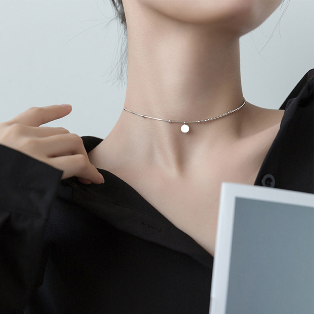 Vòng cổ mặt khắc chữ Lucky dễ thương cho nữ