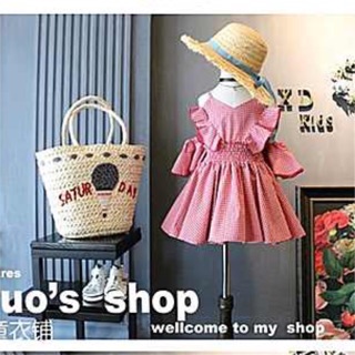 Đầm dây khoét vai sọc đỏ