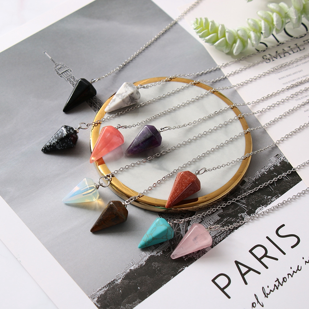 Mặt dây chuyền hình đá thạch anh nhiều màu độc đáo