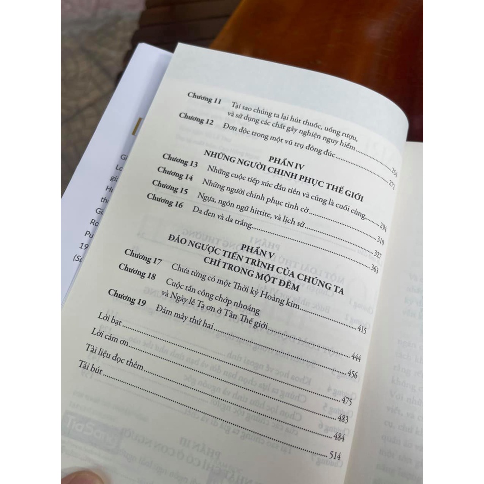 Sách - Loài Tinh Tinh Thứ Ba - Sự Tiến Hóa Và Tương Lai Của Loài Người- Jared Diamond - (Bìa cứng) - Bình Book