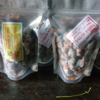 Kẹo me thần thánh đặc sản Huế