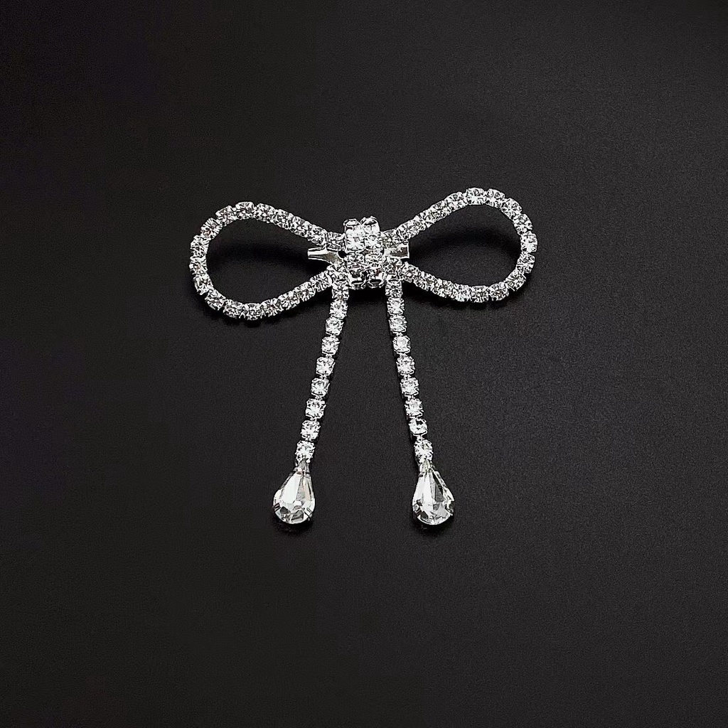 Trâm Cài Áo Hình Nơ Đính Đá Ngọc Trai Phối Tua Rua 7 Kiểu Chất Lượng Cao