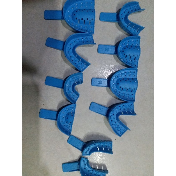 Thìa lấy dấu nhựa đủ sai