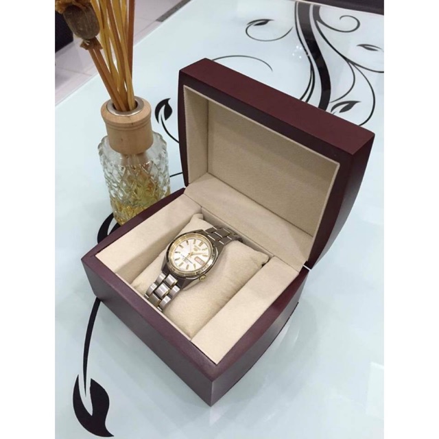 Hộp đựng đồng hồ (carton)