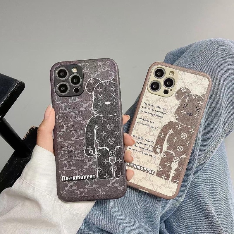 Ốp lưng hình Bearbrick-Gấu Supreme cao cấp chất lượng