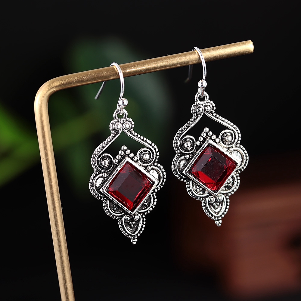 Đôi khuyên tai dạng móc hình bông sen thời trang Vintage cho nữ