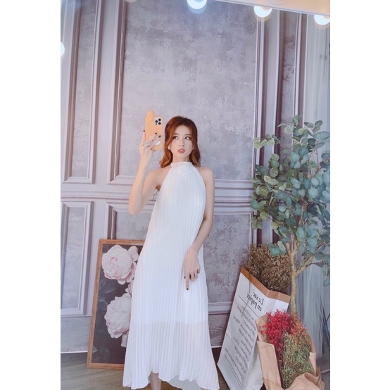 [Mã FAMANU84 giảm 10% đơn 0đ] Đầm maxi dập ly cổ yếm phối nơ nhỏ cực đẹp hình thật | BigBuy360 - bigbuy360.vn