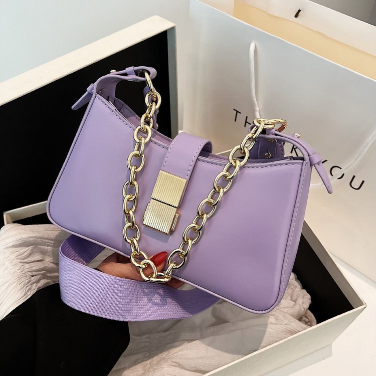 Túi Xách Đeo Vai Kiểu Vuông Nhỏ Phối Dây Xích Thời Trang Cao Cấp 2022