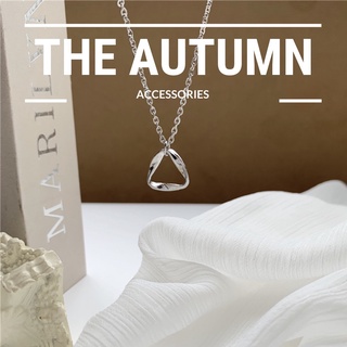 Dây chuyền mạ bạc mặt hình tam giác xoắn The Autumn Accessories - DC06