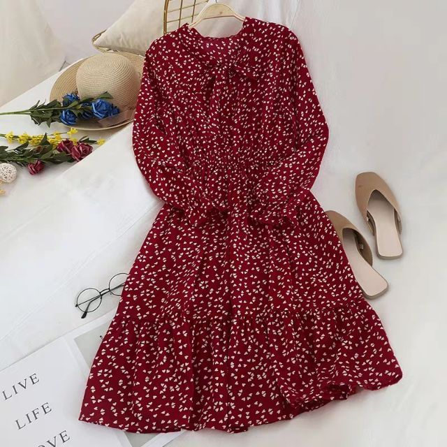 Váy chấm tym (sẵn 1 đen)