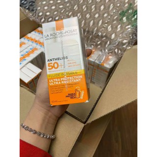 Set Kem chống nắng 𝐋𝐀 𝐑𝐎𝐂𝐇𝐄 𝐏𝐎𝐒𝐀𝐘 𝐅𝐥𝐮𝐢𝐝𝐞 SPF50