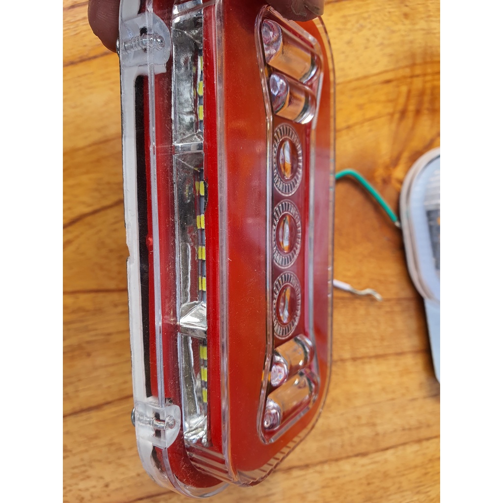 Đèn Led Sườn Xe Tải 24V - 3 chế độ