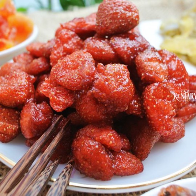 Dâu tây sấy Đà Lạt