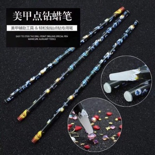 Sáp chấm đá nail