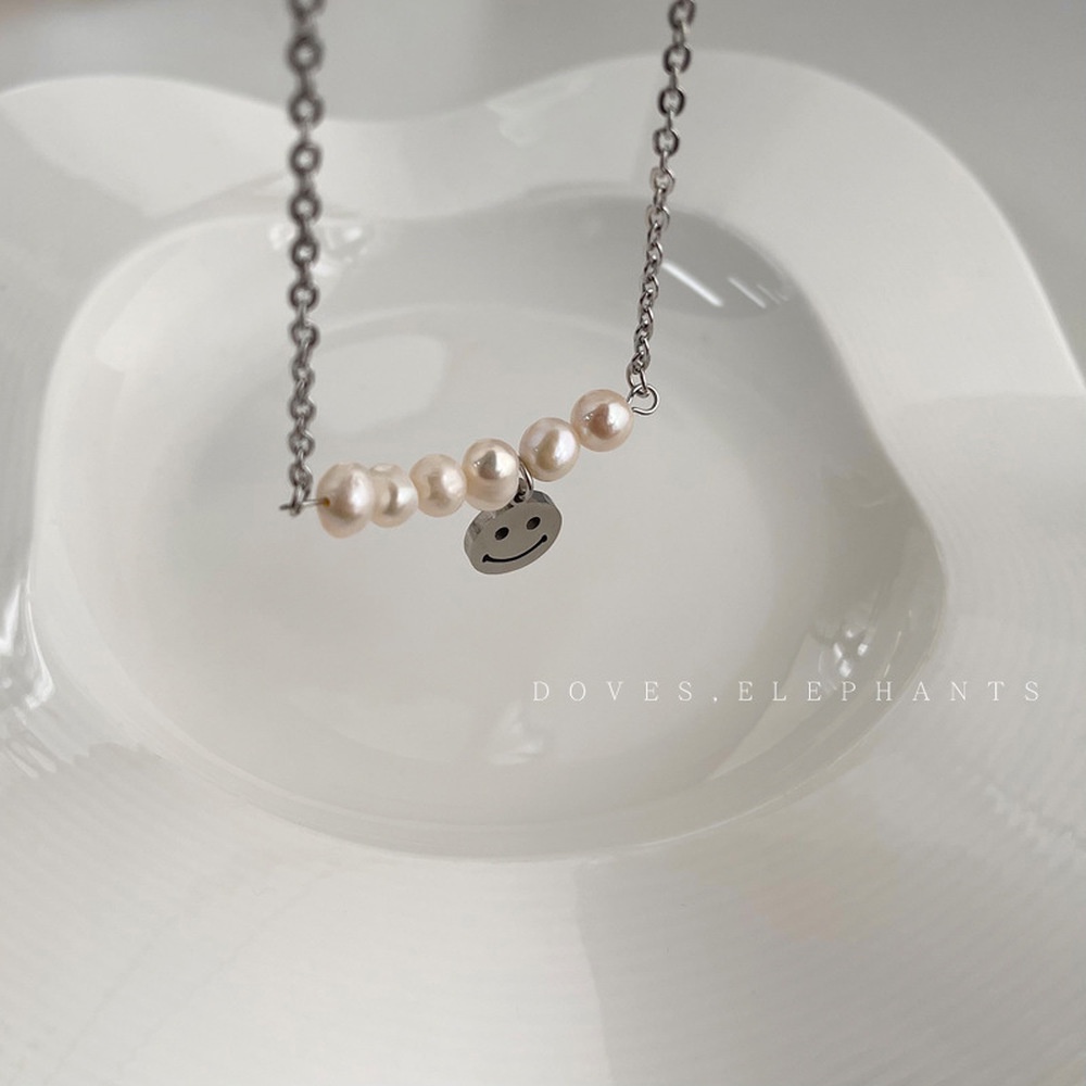 Vòng cổ Mặt Cười Đính Ngọc Trai Nhân Tạo Thời Trang Dành Cho Nữ