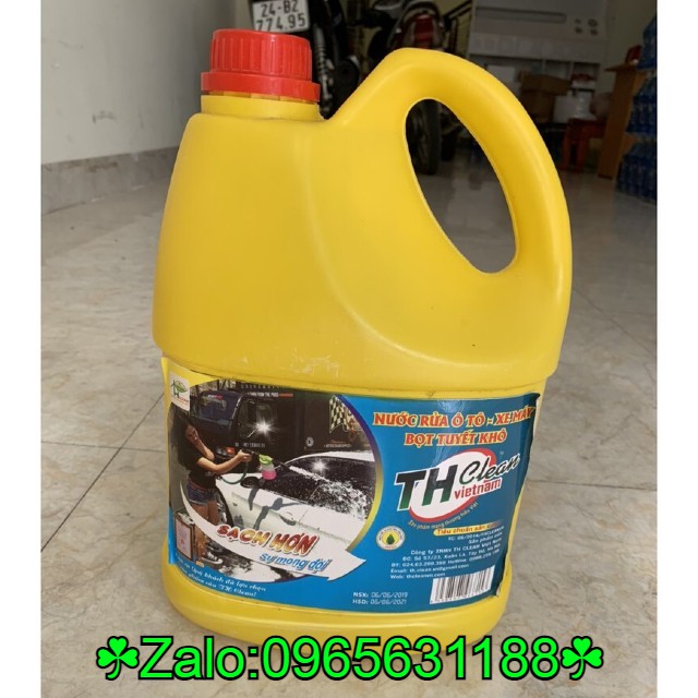 Can nước rửa xe bọt tuyết TH Clean dung tích 4.5L