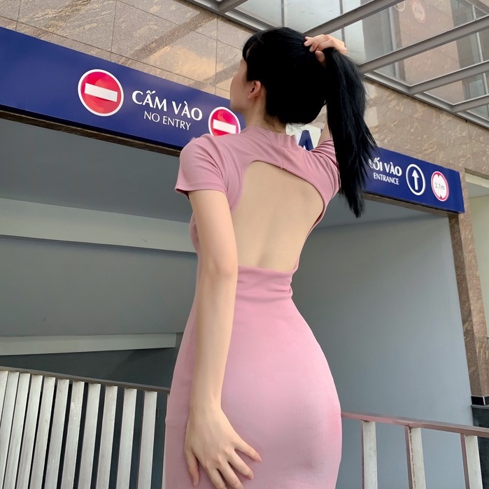 Đầm body thun ôm dáng TOPTIFY ngắn tay trơn khoét lưng co giãn tốt TD04 | BigBuy360 - bigbuy360.vn