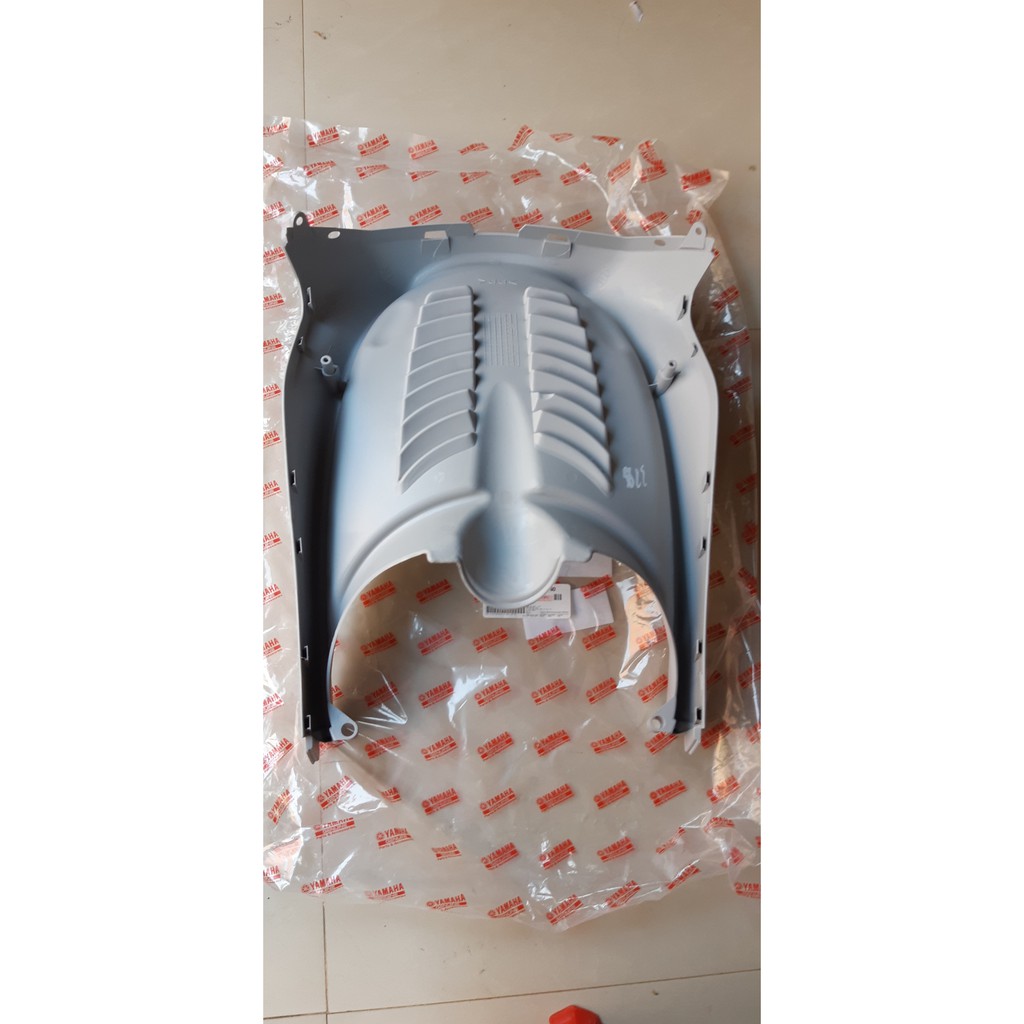 Chắn bùn trong Gầm Đứng Yamaha Mio 2004 2006 Chính Hãng mầu bạc