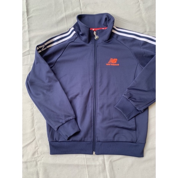 áo khoác thể thao bé trai hiệu New Balance, new 95%
