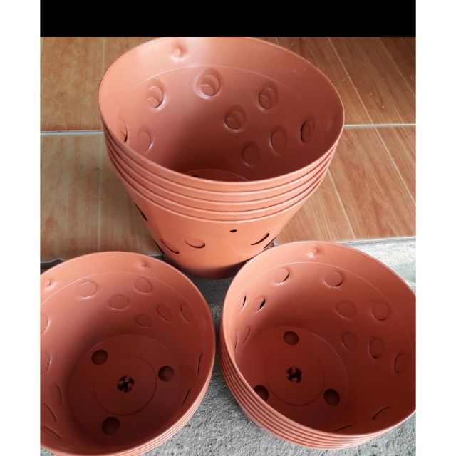 Bộ 20 chậu trồng lan mẫu mới phi 14cm