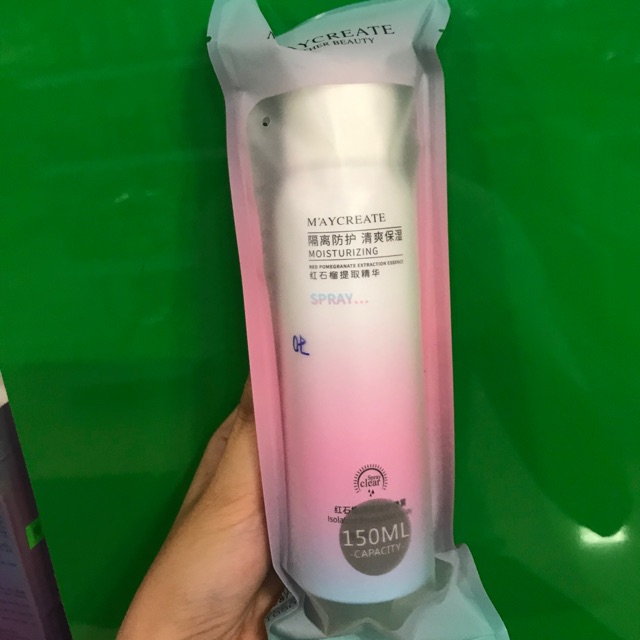 Xịt Chống Nắng Trắng Da Maycreate 150ml