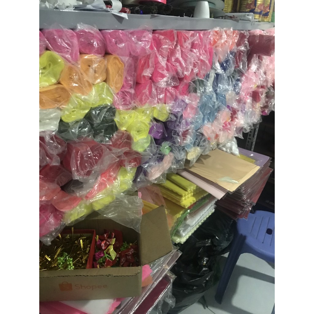 GIẤY NHÚN Ý làm hoa,140gr,cuộn 50x250cm