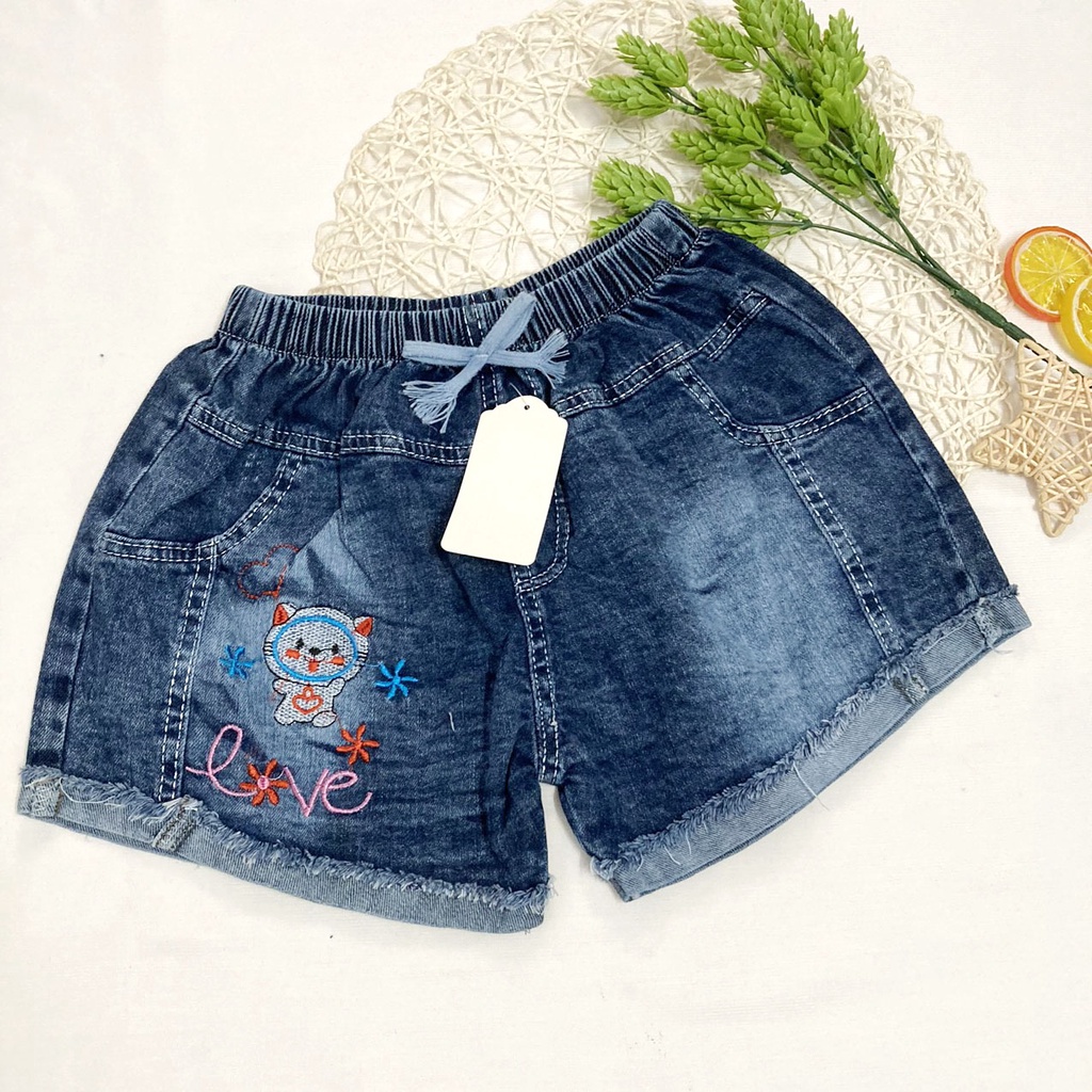 |FAMARAL2 giảm 10k cho đơn 50k|Quần đùi bé gái freesize từ 35-40kg quần short jean mềm thêu hoa chữ - QG54