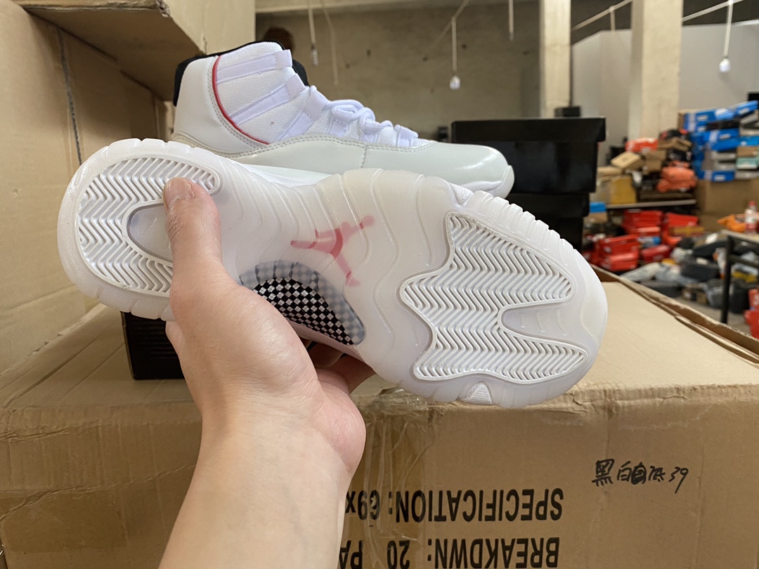 (Hàng Có Sẵn) Giày Thể Thao Họa Tiết Hoạt Hình Cho Nam | BigBuy360 - bigbuy360.vn