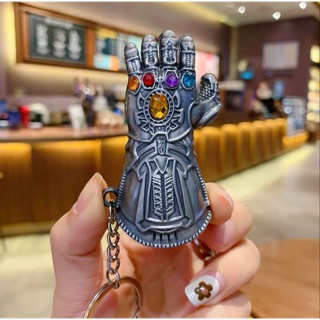 Găng tay Thanos - mô hình đồ chơi
