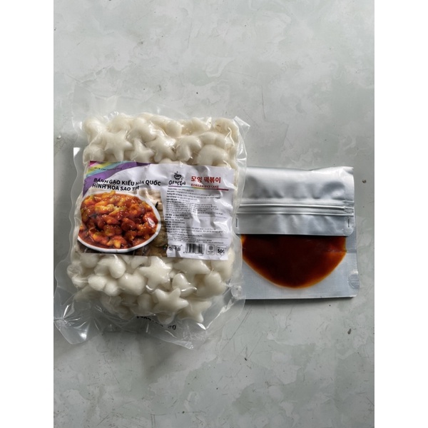 Bánh gạo Hàn Quốc hoa sao tim kèm 100g sốt tương ớt