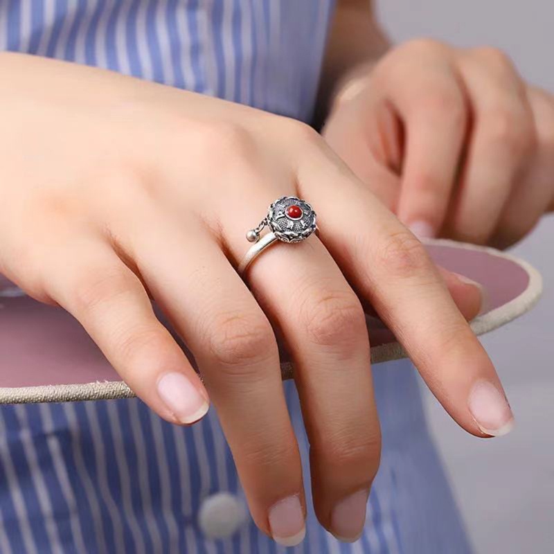 Set 2 Nhẫn Cầu Nguyện Phật Giáo Có Bánh Xe Hoa Sen