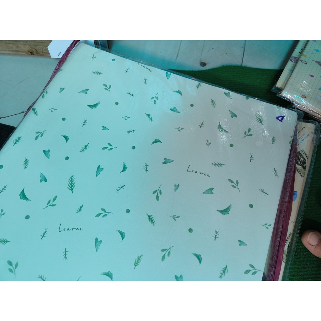 Giấy gói quà mẫu mới nhất xấp 50 tờ khổ 50x70cm