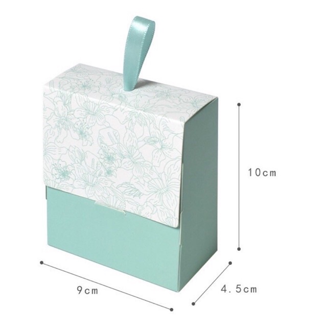 - HỘP QUÀ TẶNG KẸO RIOBA NGA