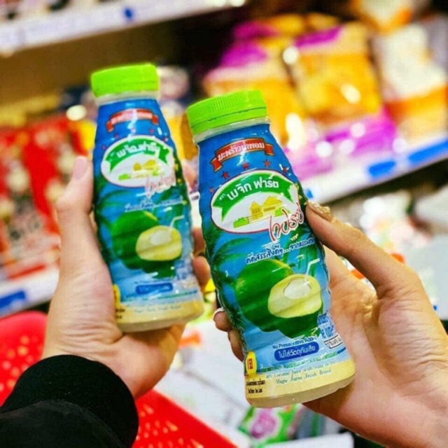 Nước dừa Thái 10k/chai