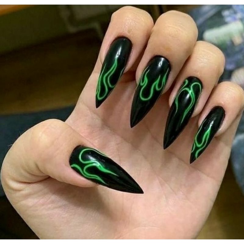 Nailbox đen lửa xanh
