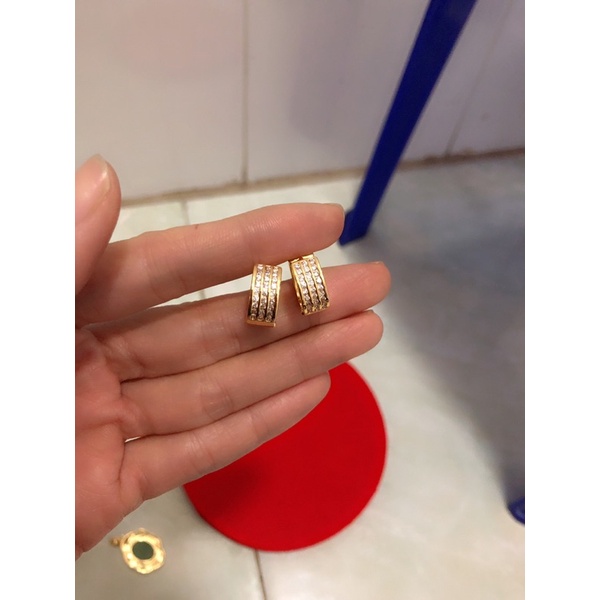 bông tai mạ vàng đính đá