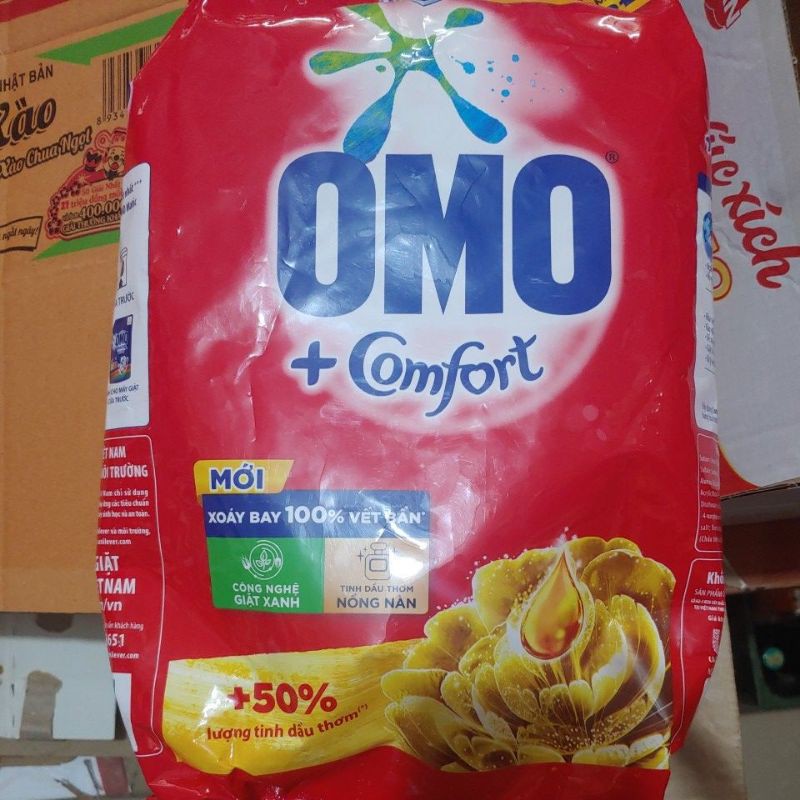 Bột giặt Omo + Comfort gói 2.7kg