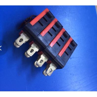 10 Công tắc V-15-1C25