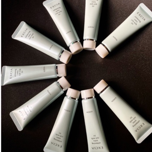 【Lọ Của Hãng】mini size sữa dưỡng xoay Excia 30gr 35gr