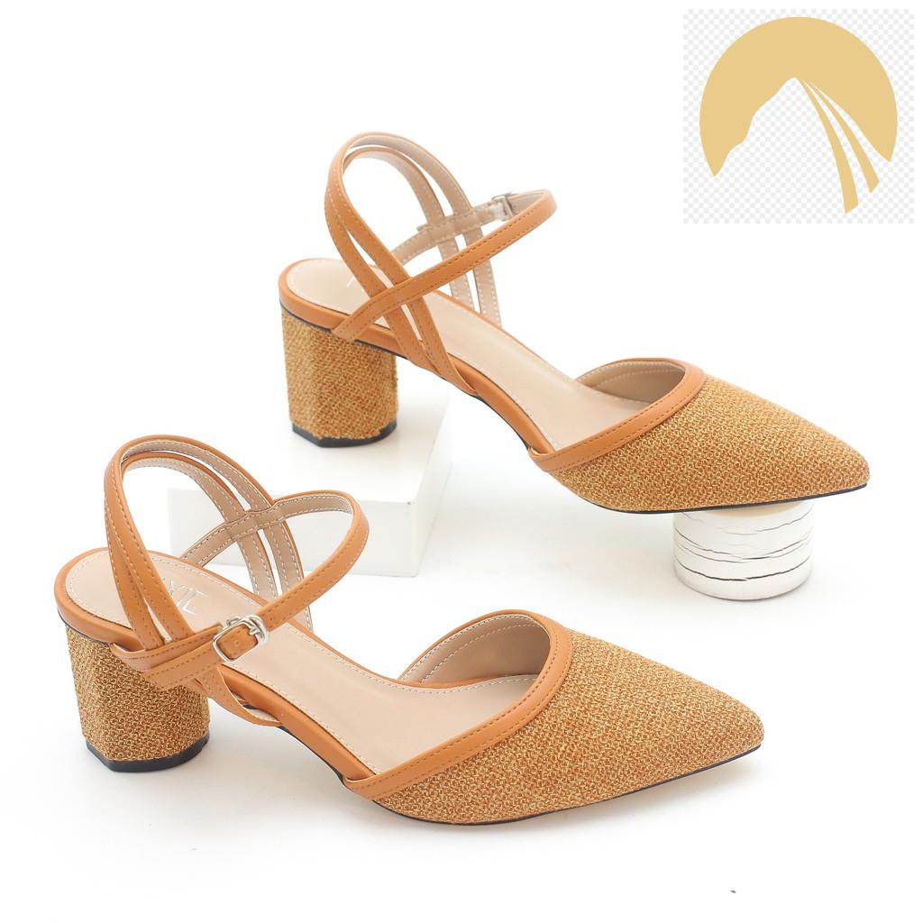 Giày Cao Gót 6cm Bít Mũi Quai Hậu Vải Thô Pixie X378