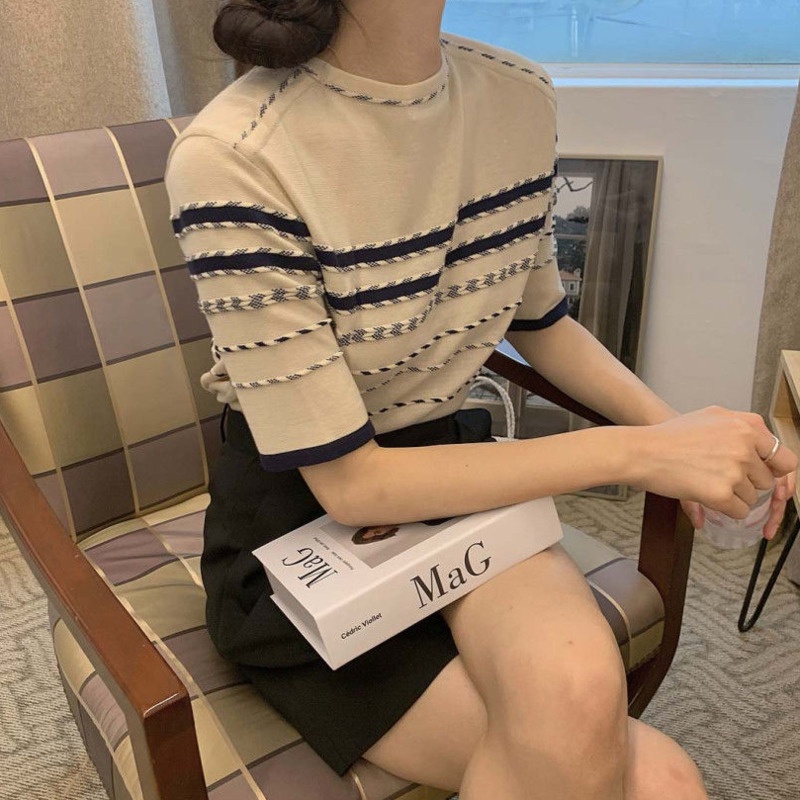 Áo Len Ngắn Tay Cổ Tròn Thiết Kế Mới Thời Trang