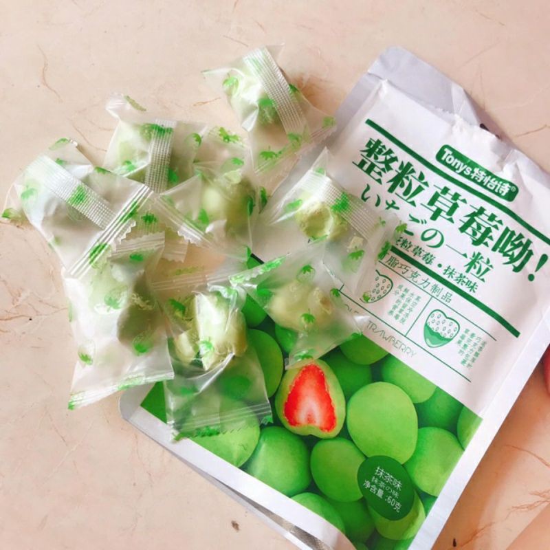 Kẹo socola tươi bọc dâu tây siêu ngon